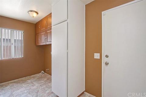 1081 E Commonwealth Ave, San Jacinto, CA 92583 photo 16
