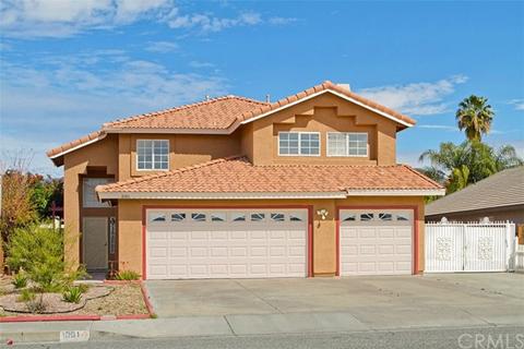 1081 E Commonwealth Ave, San Jacinto, CA 92583 photo 2