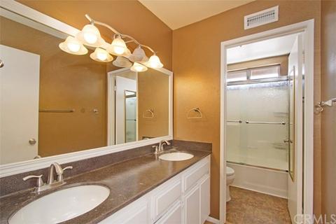 1081 E Commonwealth Ave, San Jacinto, CA 92583 photo 24
