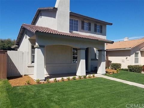 39527 April Dr, Temecula, CA 92591 photo 2