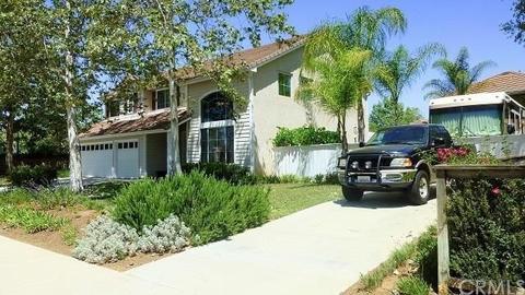 110 Brava Pl, Escondido, CA 92026 photo 2