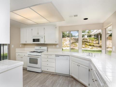 27574 Dandelion Ct, Temecula, CA 92591 photo 11
