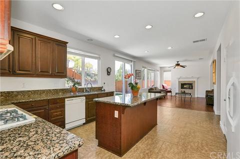 45042 Vine Cliff St, Temecula, CA 92592 photo 10