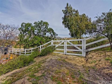 38999 Berlie St, Temecula, CA 92592 photo 29
