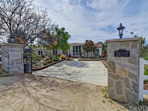 38999 Berlie St, Temecula, CA 92592 photo 1