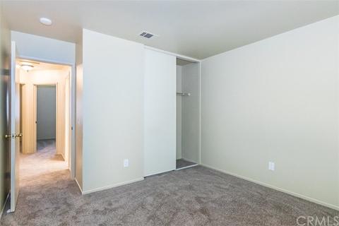 29154 Shadow Creek Ln, Highland, CA 92346 photo 23