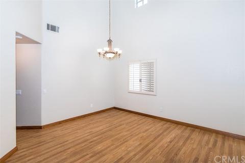 29154 Shadow Creek Ln, Highland, CA 92346 photo 7