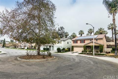 29154 Shadow Creek Ln, Highland, CA 92346 photo 4
