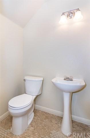 29154 Shadow Creek Ln, Highland, CA 92346 photo 17