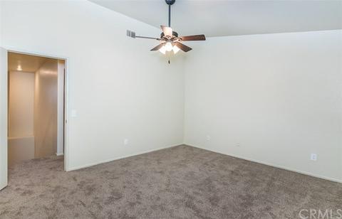 29154 Shadow Creek Ln, Highland, CA 92346 photo 25