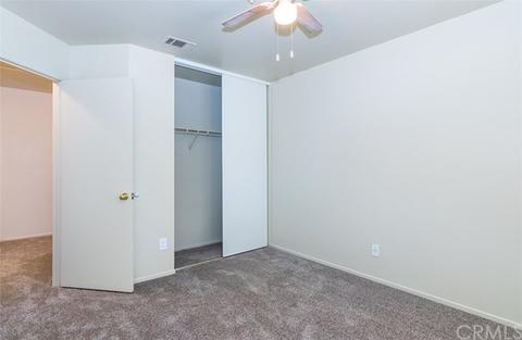 29154 Shadow Creek Ln, Highland, CA 92346 photo 20