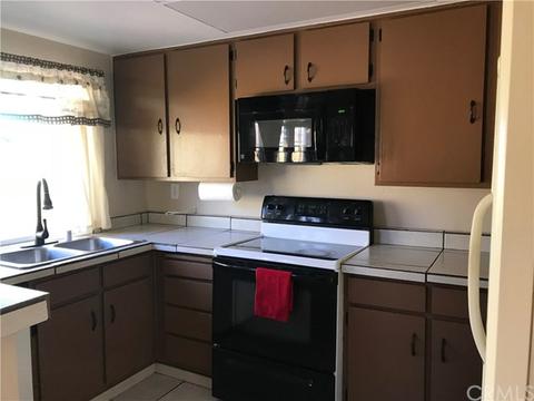 338 E Thornton Ave, Hemet, CA 92543 photo 3