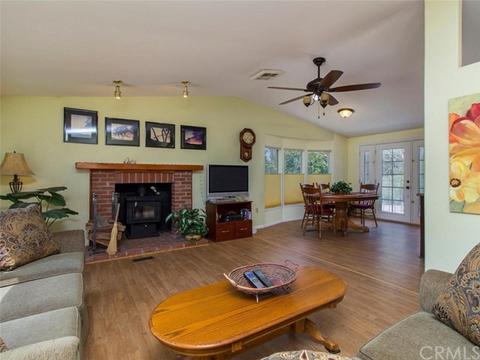 33145 Robert St, Wildomar, CA 92595 photo 2