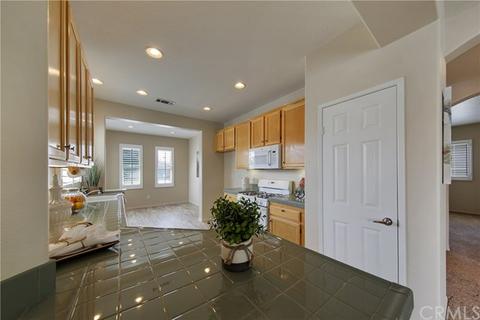 28248 Meadowsweet Dr, Menifee, CA 92584 photo 8