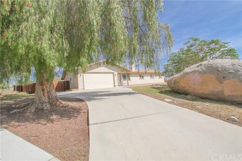 1104 Navajo Rd, Perris, CA 92570 photo 2