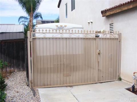 8181 Bon View Dr, Riverside, CA 92508 photo 7