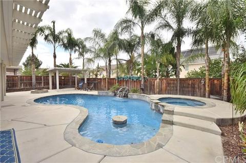 8181 Bon View Dr, Riverside, CA 92508 photo 3