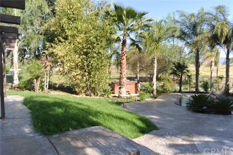 37430 Applegate Rd, Murrieta, CA 92563 photo 3