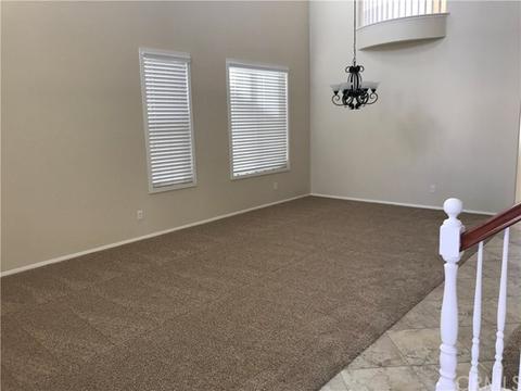 45645 Elm Pl, Temecula, CA 92592 photo 2