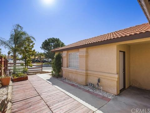 2192 Candlestick Way, Perris, CA 92571 photo 3