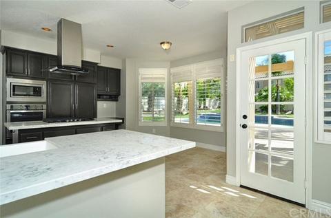 31809 Via Saltio, Temecula, CA 92592 photo 8