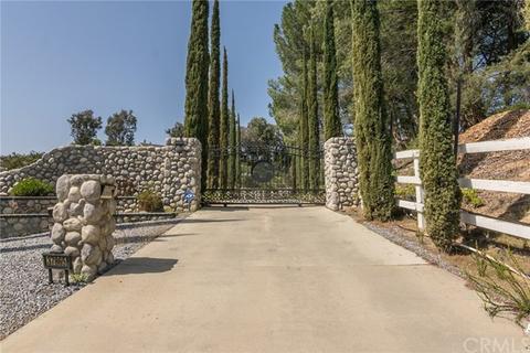 37865 Via Lobato, Temecula, CA 92592 photo 2