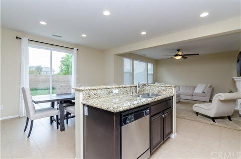 29561 Two Harbor Ln, Menifee, CA 92585 photo 5