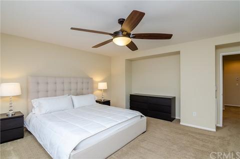 29561 Two Harbor Ln, Menifee, CA 92585 photo 18