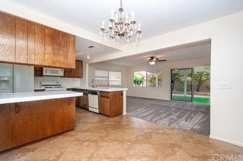 1870 Flame Tree Way, Hemet, CA 92545 photo 11