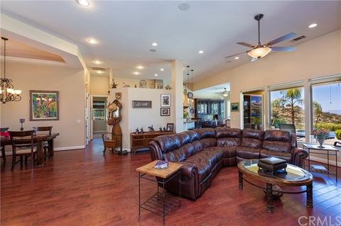 39039 Gray Squirrel Rd, Temecula, CA 92592 photo 10