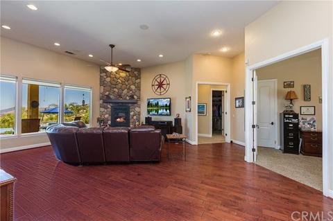 39039 Gray Squirrel Rd, Temecula, CA 92592 photo 9