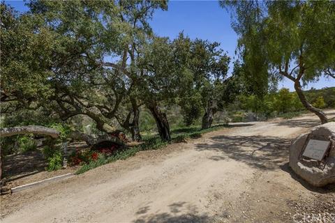 39700 Via De Oro, Temecula, CA 92592 photo 3