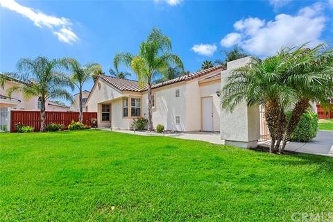 28887 Cypress Point Dr, Menifee, CA 92584 photo 3