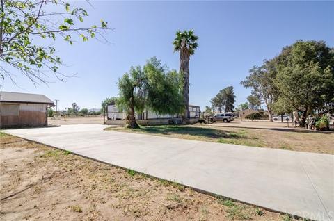 20870 Evans Rd, Perris, CA 92571 photo 3