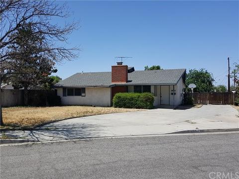 1045 Dixie Dr, Hemet, CA 92543 photo 1