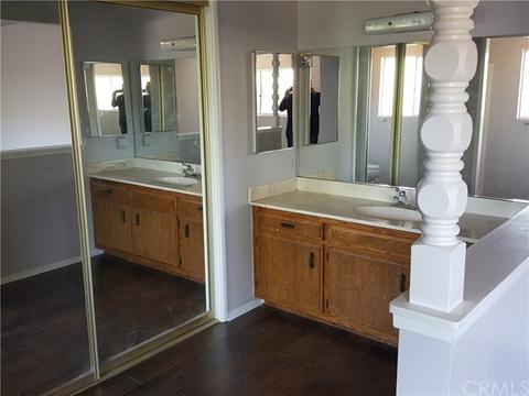 1045 Dixie Dr, Hemet, CA 92543 photo 10