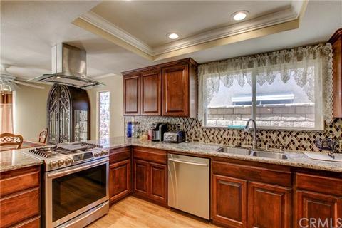 1706 Wilson Ave, Perris, CA 92571 photo 2