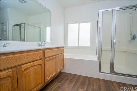 2895 Lake View Dr, Perris, CA 92571 photo 18