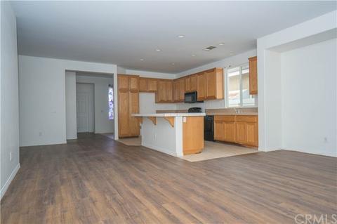 2895 Lake View Dr, Perris, CA 92571 photo 7