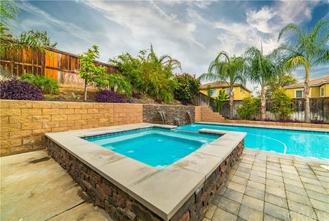 4820 Gregory Rd, Riverside, CA 92501 photo 2
