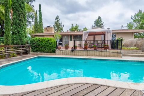 1210 Highridge St, Riverside, CA 92506 photo 28