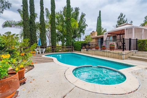 1210 Highridge St, Riverside, CA 92506 photo 1