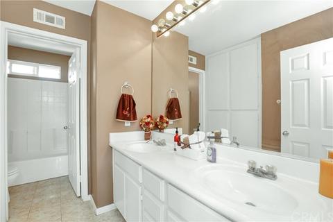 32435 Via Destello, Temecula, CA 92592 photo 25