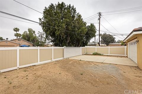 113 E 6th St, Perris, CA 92570 photo 26