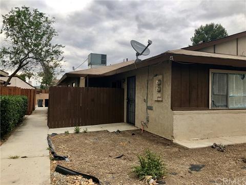 780 W Devonshire Ave, Hemet, CA 92543 photo 13