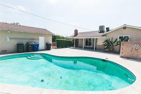 5189 N Pershing Ave, San Bernardino, CA 92407 photo 2