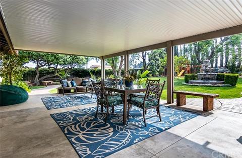 544 Swayzee Ct, Riverside, CA 92507 photo 4