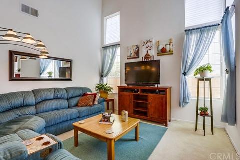 1553 Via Botero, Oceanside, CA 92056 photo 2