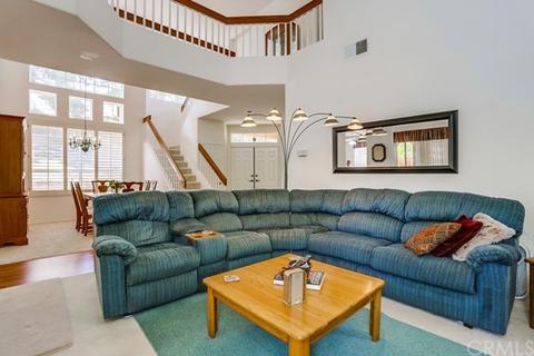 1553 Via Botero, Oceanside, CA 92056 photo 3