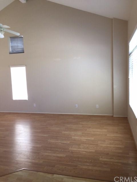 30436 Moonlight Ct, Temecula, CA 92591 photo 3